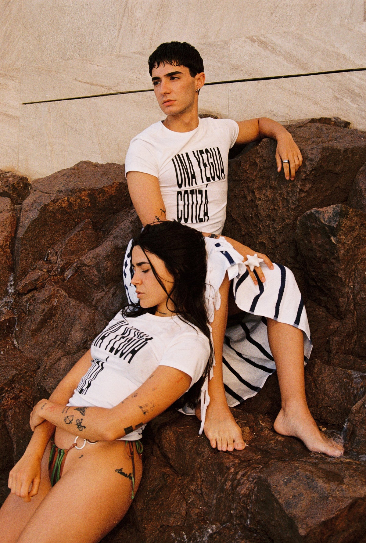 Camiseta Blanca "Se me pasó llamarte, mamá"