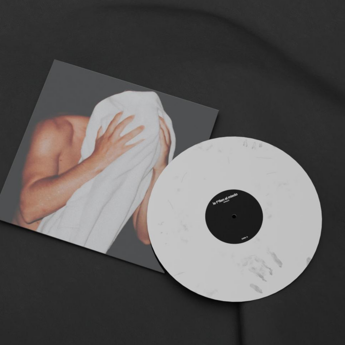 Vinilo "le f*llen al miedo"